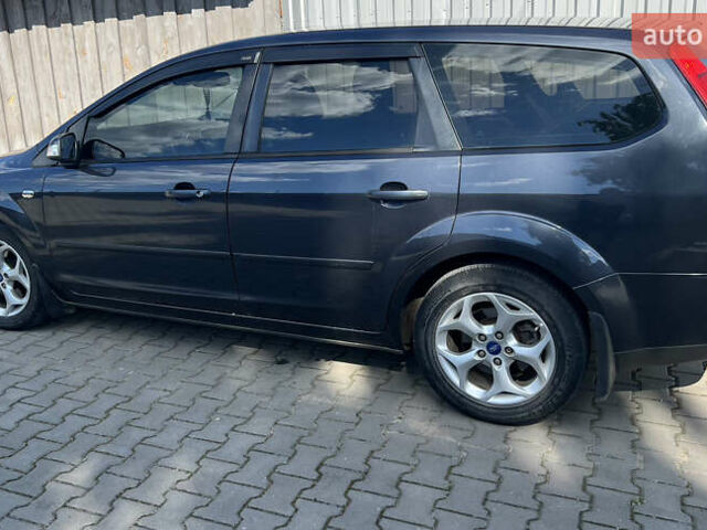 Серый Форд Фокус, объемом двигателя 2 л и пробегом 240 тыс. км за 5500 $, фото 2 на Automoto.ua