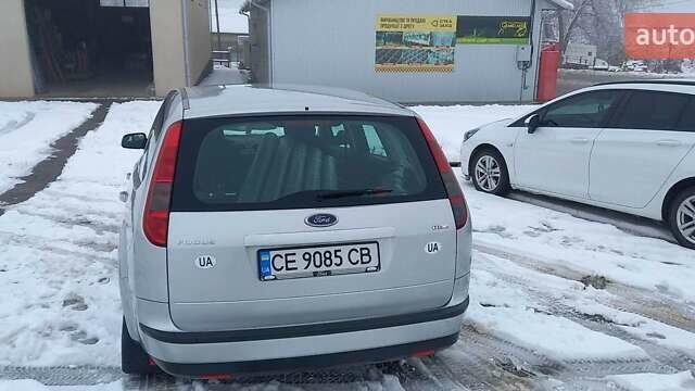 Серый Форд Фокус, объемом двигателя 1.56 л и пробегом 400 тыс. км за 3888 $, фото 2 на Automoto.ua