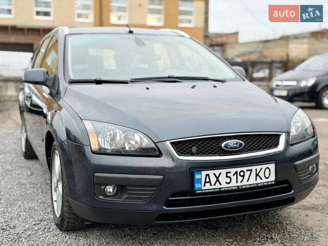 Сірий Форд Фокус, об'ємом двигуна 1.8 л та пробігом 200 тис. км за 4200 $, фото 2 на Automoto.ua