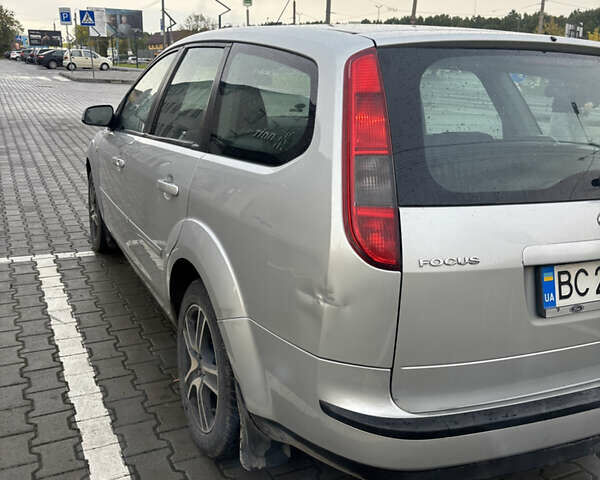 Сірий Форд Фокус, об'ємом двигуна 1.56 л та пробігом 322 тис. км за 4000 $, фото 4 на Automoto.ua