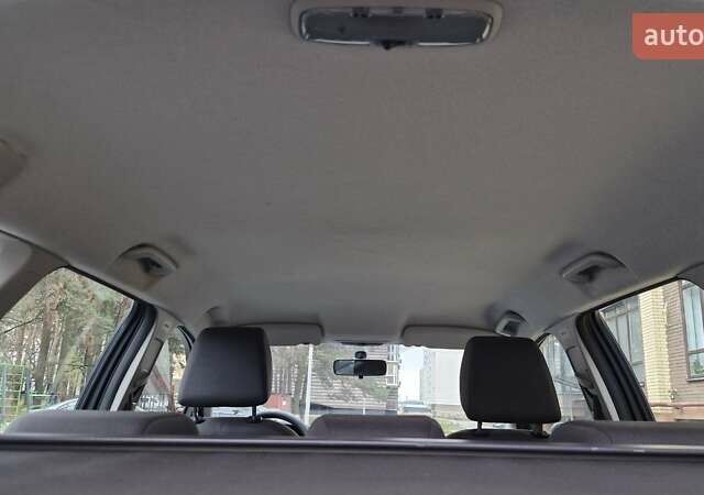 Серый Форд Фокус, объемом двигателя 1.6 л и пробегом 214 тыс. км за 5550 $, фото 45 на Automoto.ua