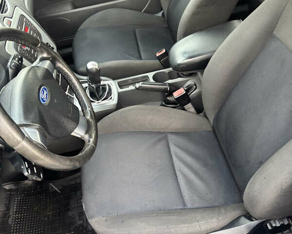 Сірий Форд Фокус, об'ємом двигуна 1.56 л та пробігом 322 тис. км за 4000 $, фото 6 на Automoto.ua