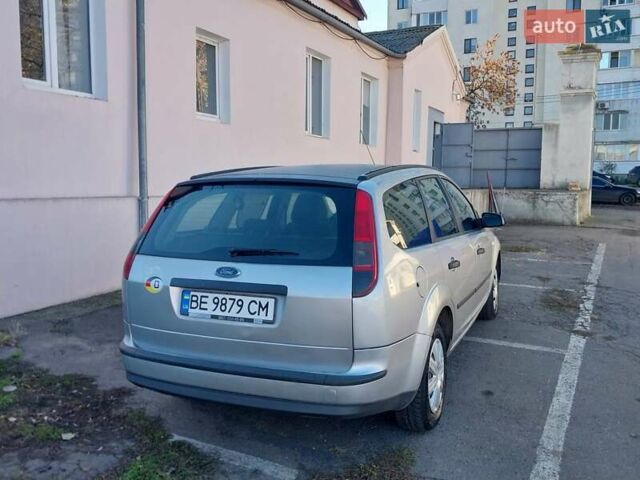 Серый Форд Фокус, объемом двигателя 1.6 л и пробегом 211 тыс. км за 3600 $, фото 7 на Automoto.ua