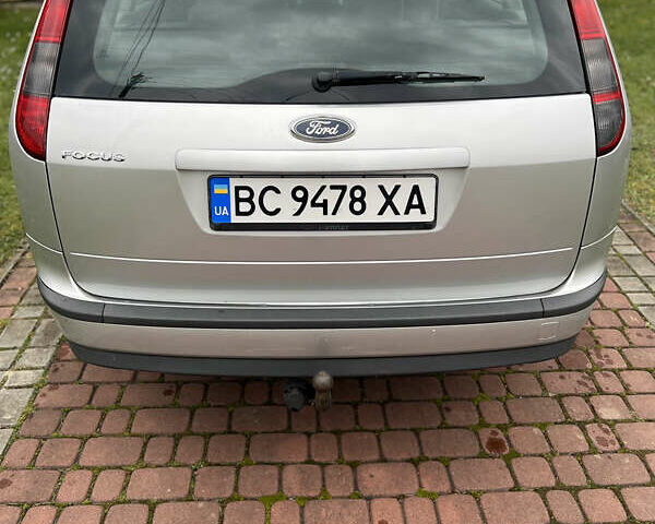 Сірий Форд Фокус, об'ємом двигуна 1.6 л та пробігом 255 тис. км за 4750 $, фото 3 на Automoto.ua