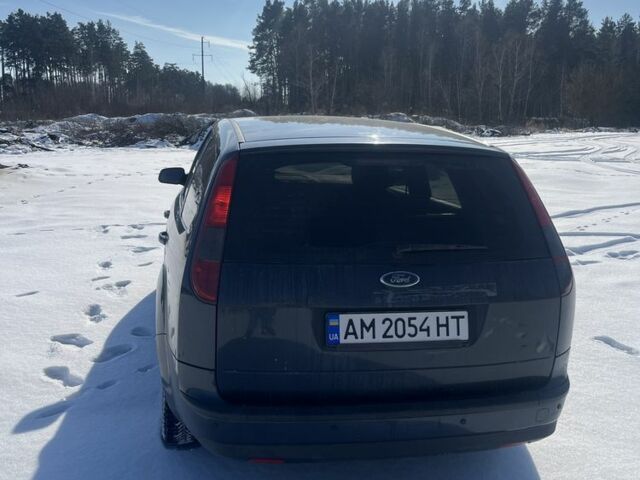 Серый Форд Фокус, объемом двигателя 1.8 л и пробегом 250 тыс. км за 4500 $, фото 5 на Automoto.ua