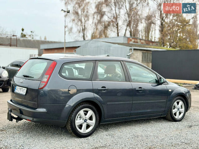 Серый Форд Фокус, объемом двигателя 1.8 л и пробегом 200 тыс. км за 4450 $, фото 27 на Automoto.ua