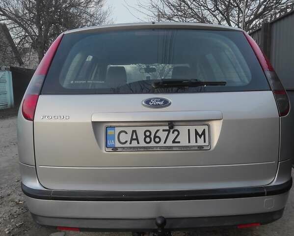 Сірий Форд Фокус, об'ємом двигуна 1.6 л та пробігом 250 тис. км за 4800 $, фото 1 на Automoto.ua