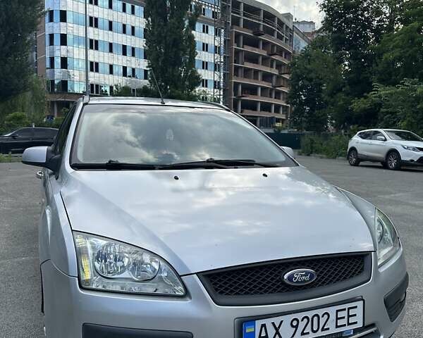 Сірий Форд Фокус, об'ємом двигуна 1.6 л та пробігом 205 тис. км за 5500 $, фото 7 на Automoto.ua
