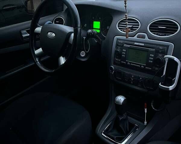 Форд Фокус 2007 в Львове на Automoto.ua Серый Форд Фокус, объемом двигателя 1.6 л и пробегом 268 тыс. км за 5000 $, фото 9 на Automoto.ua