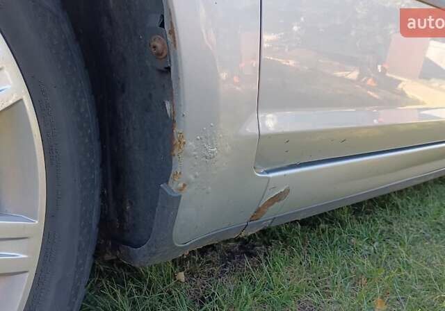 Серый Форд Фокус, объемом двигателя 1.8 л и пробегом 258 тыс. км за 4200 $, фото 12 на Automoto.ua