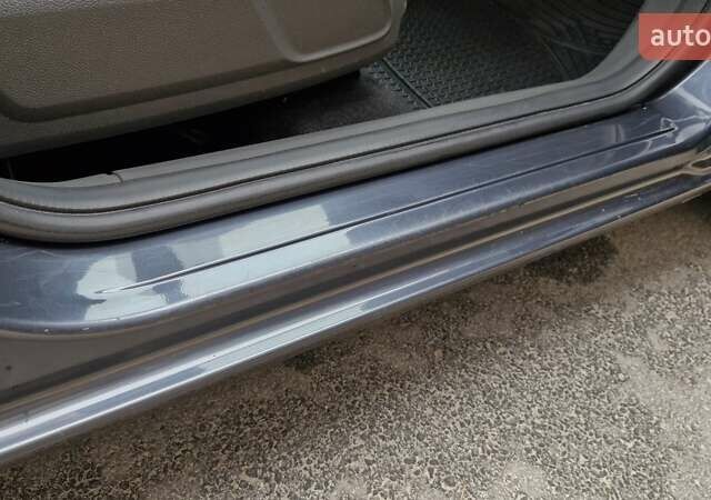 Серый Форд Фокус, объемом двигателя 1.6 л и пробегом 214 тыс. км за 5550 $, фото 58 на Automoto.ua