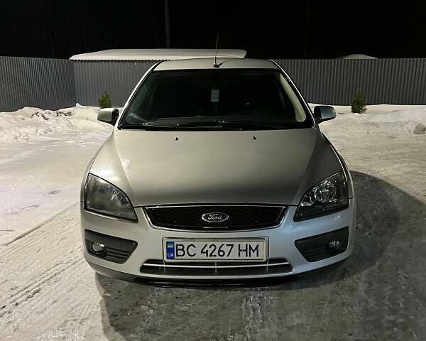 Форд Фокус 2007 в Львове на Automoto.ua Серый Форд Фокус, объемом двигателя 1.6 л и пробегом 268 тыс. км за 5000 $, фото 2 на Automoto.ua