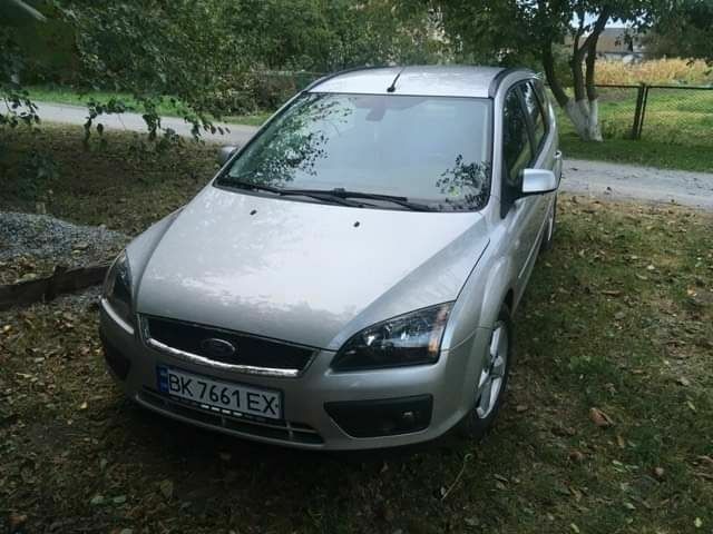 Серый Форд Фокус, объемом двигателя 0 л и пробегом 300 тыс. км за 4000 $, фото 2 на Automoto.ua