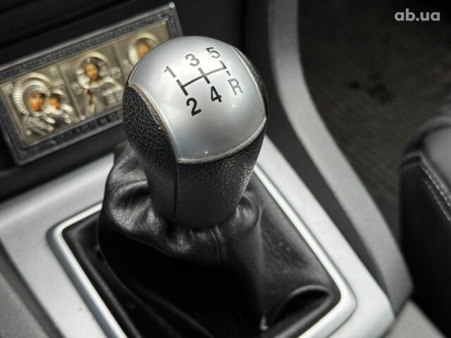 Серый Форд Фокус, объемом двигателя 1.6 л и пробегом 260 тыс. км за 4890 $, фото 11 на Automoto.ua