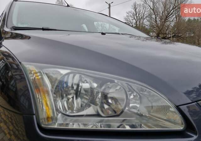 Серый Форд Фокус, объемом двигателя 1.6 л и пробегом 214 тыс. км за 5550 $, фото 8 на Automoto.ua