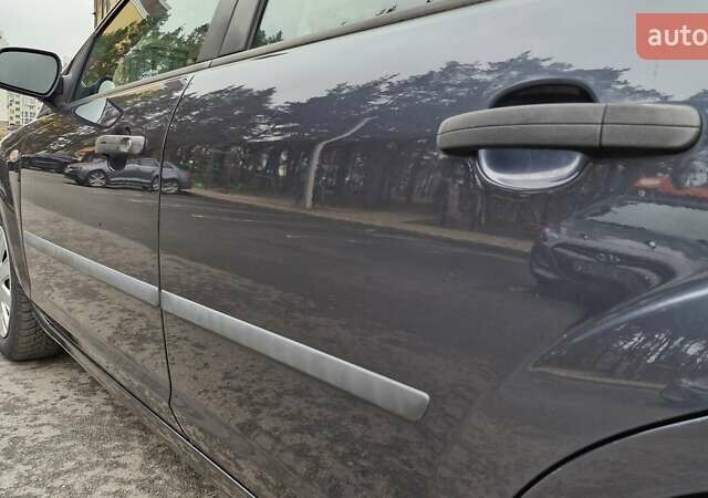 Серый Форд Фокус, объемом двигателя 1.6 л и пробегом 214 тыс. км за 5550 $, фото 14 на Automoto.ua