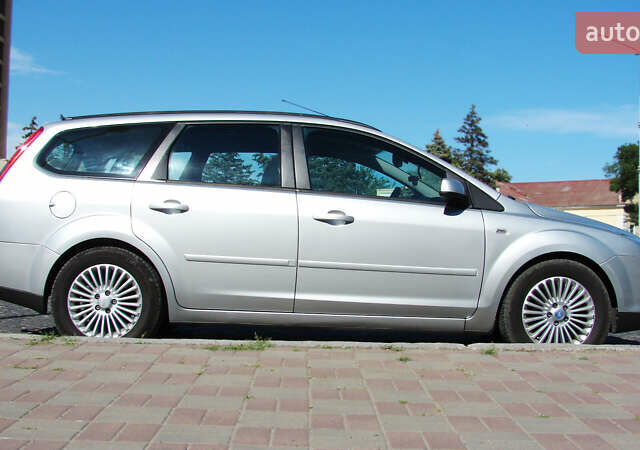 Сірий Форд Фокус, об'ємом двигуна 1.8 л та пробігом 224 тис. км за 6300 $, фото 7 на Automoto.ua