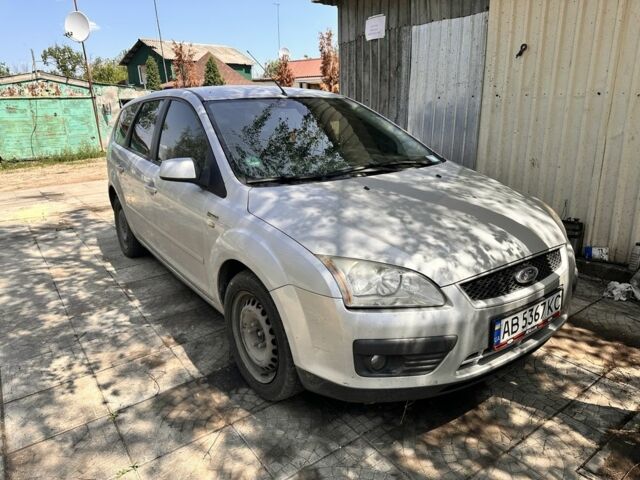 Серый Форд Фокус, объемом двигателя 1.6 л и пробегом 220 тыс. км за 4500 $, фото 1 на Automoto.ua