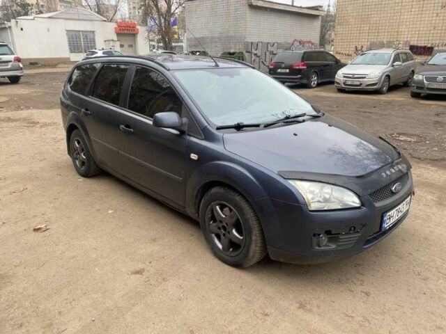 Серый Форд Фокус, объемом двигателя 1.6 л и пробегом 270 тыс. км за 3450 $, фото 6 на Automoto.ua