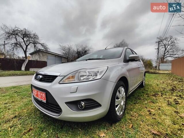 Серый Форд Фокус, объемом двигателя 1.8 л и пробегом 177 тыс. км за 5450 $, фото 2 на Automoto.ua