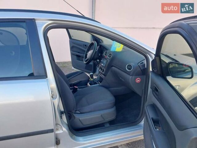 Серый Форд Фокус, объемом двигателя 1.6 л и пробегом 211 тыс. км за 3600 $, фото 11 на Automoto.ua