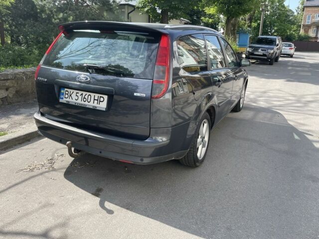 Сірий Форд Фокус, об'ємом двигуна 1.8 л та пробігом 230 тис. км за 4500 $, фото 1 на Automoto.ua