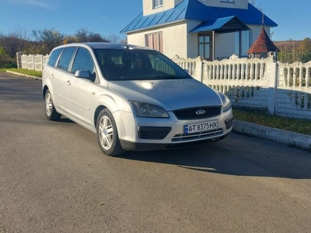 Серый Форд Фокус, объемом двигателя 1.6 л и пробегом 300 тыс. км за 2999 $, фото 5 на Automoto.ua