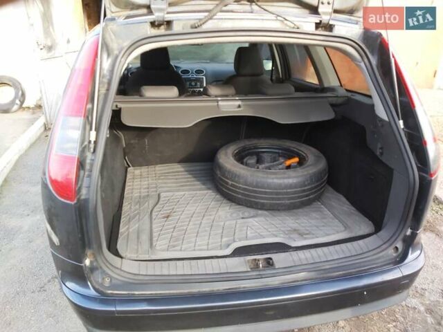 Сірий Форд Фокус, об'ємом двигуна 1.6 л та пробігом 238 тис. км за 5500 $, фото 5 на Automoto.ua