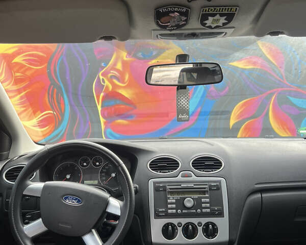 Форд Фокус 2007 в Житомире на Automoto.ua Серый Форд Фокус, объемом двигателя 1.6 л и пробегом 289 тыс. км за 5100 $, фото 12 на Automoto.ua