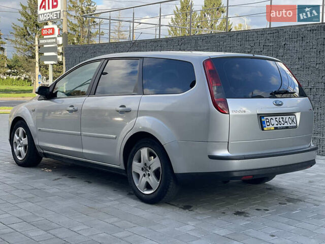 Серый Форд Фокус, объемом двигателя 1.6 л и пробегом 249 тыс. км за 3599 $, фото 3 на Automoto.ua