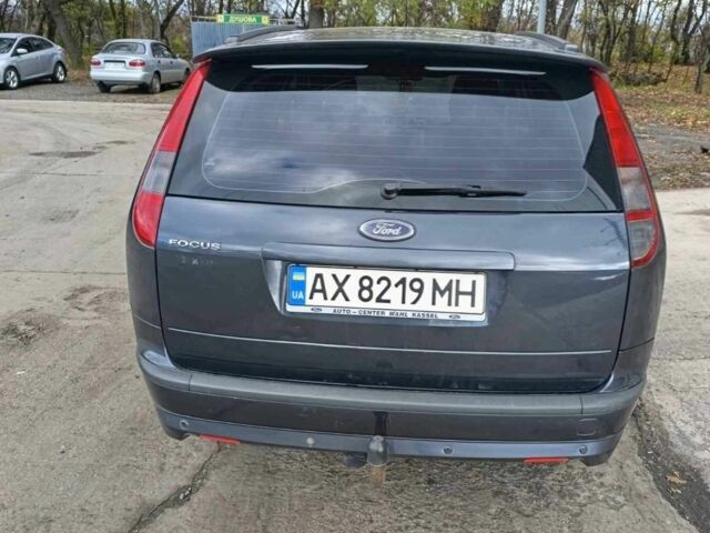 Серый Форд Фокус, объемом двигателя 1.6 л и пробегом 206 тыс. км за 5000 $, фото 2 на Automoto.ua