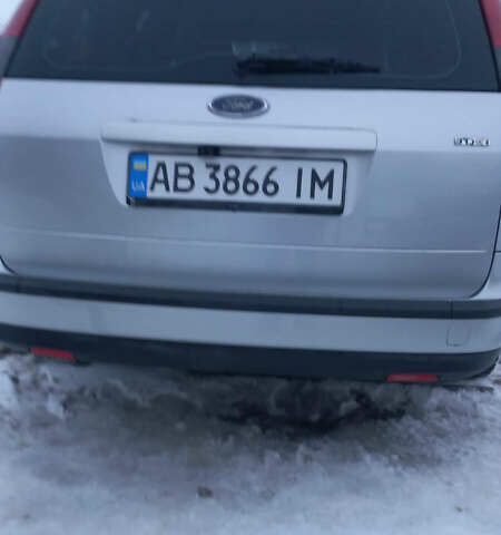 Серый Форд Фокус, объемом двигателя 1.6 л и пробегом 260 тыс. км за 5200 $, фото 2 на Automoto.ua