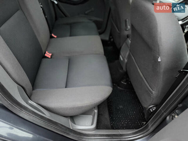 Серый Форд Фокус, объемом двигателя 1.8 л и пробегом 200 тыс. км за 4450 $, фото 68 на Automoto.ua