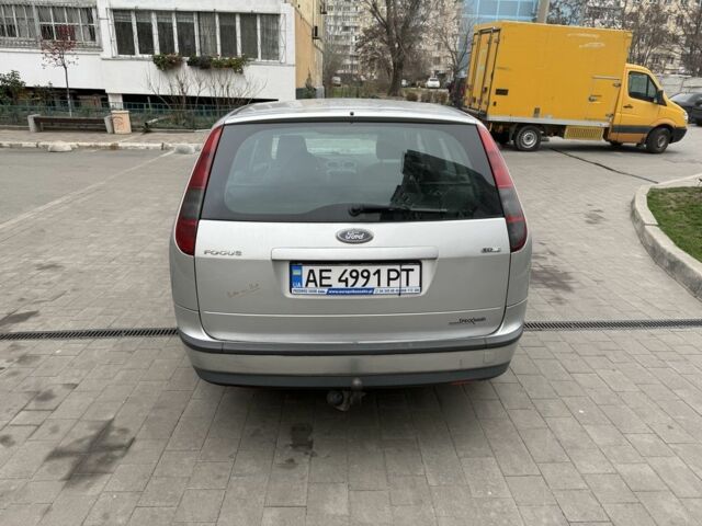 Серый Форд Фокус, объемом двигателя 1.6 л и пробегом 270 тыс. км за 3500 $, фото 4 на Automoto.ua