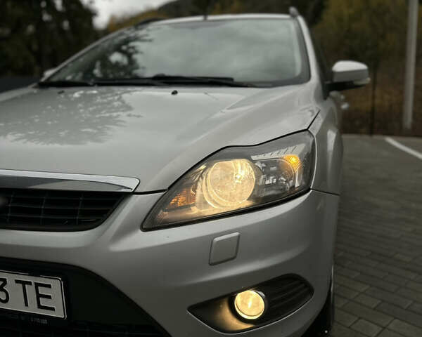 Форд Фокус 2007 в Кременце на Automoto.ua Серый Форд Фокус, объемом двигателя 1.56 л и пробегом 238 тыс. км за 4950 $, фото 12 на Automoto.ua