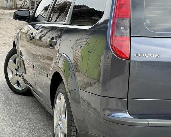 Серый Форд Фокус, объемом двигателя 1.56 л и пробегом 205 тыс. км за 5300 $, фото 18 на Automoto.ua