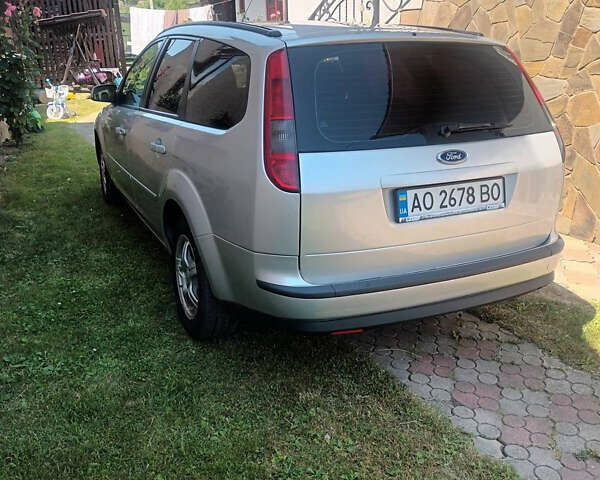 Серый Форд Фокус, объемом двигателя 1.56 л и пробегом 240 тыс. км за 4500 $, фото 1 на Automoto.ua