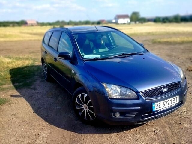 Серый Форд Фокус, объемом двигателя 1.6 л и пробегом 286 тыс. км за 3750 $, фото 7 на Automoto.ua