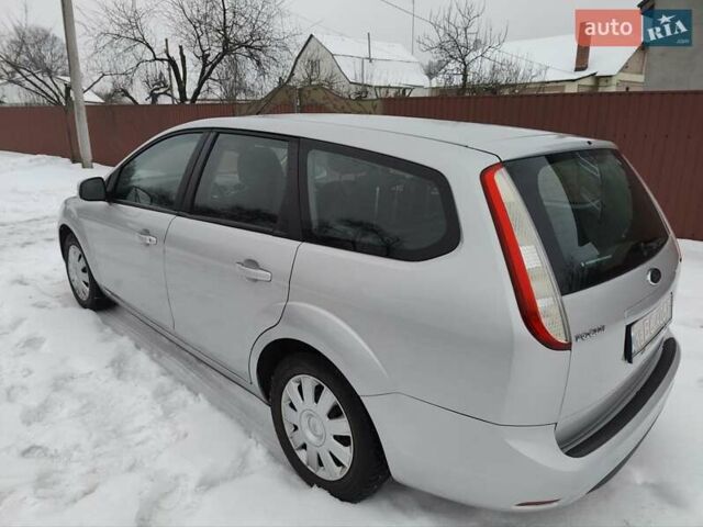 Сірий Форд Фокус, об'ємом двигуна 1.8 л та пробігом 177 тис. км за 4999 $, фото 6 на Automoto.ua