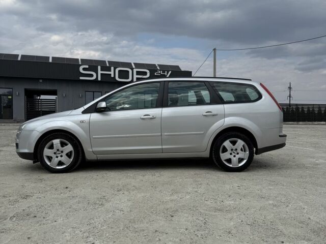 Серый Форд Фокус, объемом двигателя 1.6 л и пробегом 274 тыс. км за 4400 $, фото 2 на Automoto.ua