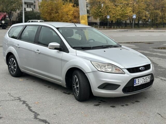 Серый Форд Фокус, объемом двигателя 1.3 л и пробегом 123 тыс. км за 2700 $, фото 1 на Automoto.ua