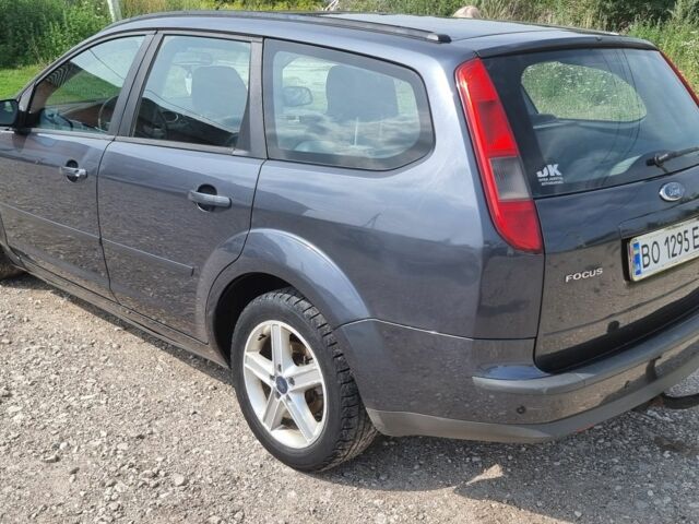 Сірий Форд Фокус, об'ємом двигуна 1.6 л та пробігом 370 тис. км за 4400 $, фото 1 на Automoto.ua
