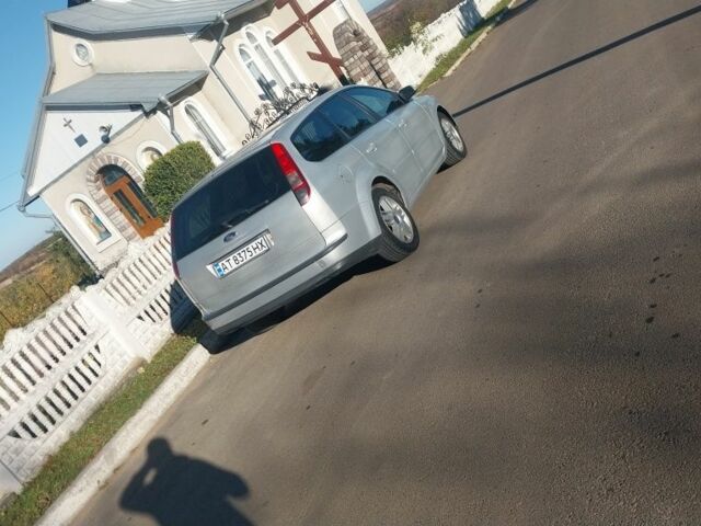 Серый Форд Фокус, объемом двигателя 1.6 л и пробегом 300 тыс. км за 2999 $, фото 4 на Automoto.ua