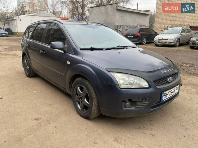 Серый Форд Фокус, объемом двигателя 1.56 л и пробегом 270 тыс. км за 3450 $, фото 7 на Automoto.ua