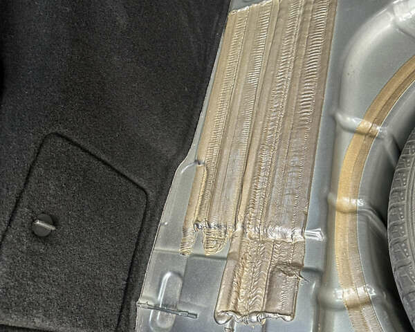 Серый Форд Фокус, объемом двигателя 1.39 л и пробегом 180 тыс. км за 5000 $, фото 30 на Automoto.ua