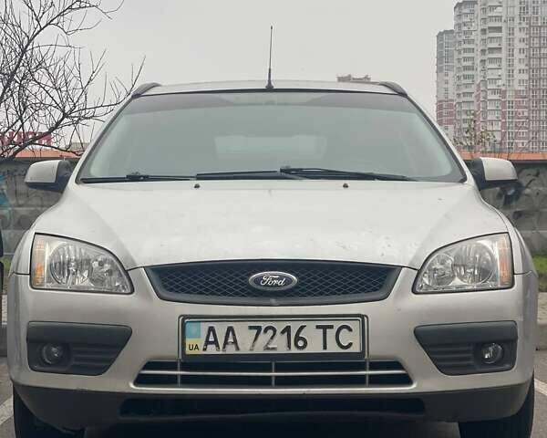 Сірий Форд Фокус, об'ємом двигуна 1.6 л та пробігом 79 тис. км за 5500 $, фото 2 на Automoto.ua