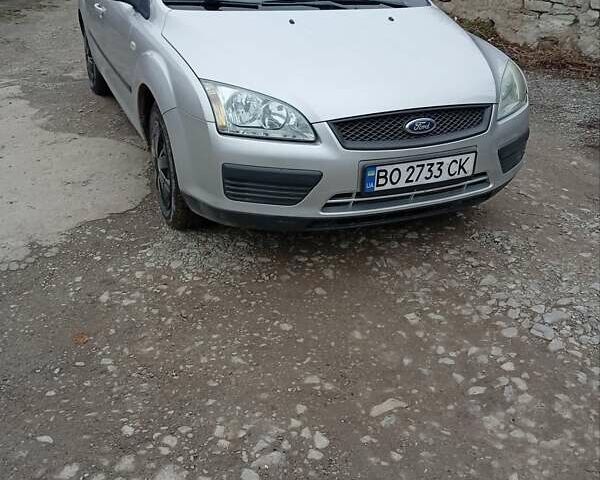 Серый Форд Фокус, объемом двигателя 1.56 л и пробегом 270 тыс. км за 3600 $, фото 6 на Automoto.ua