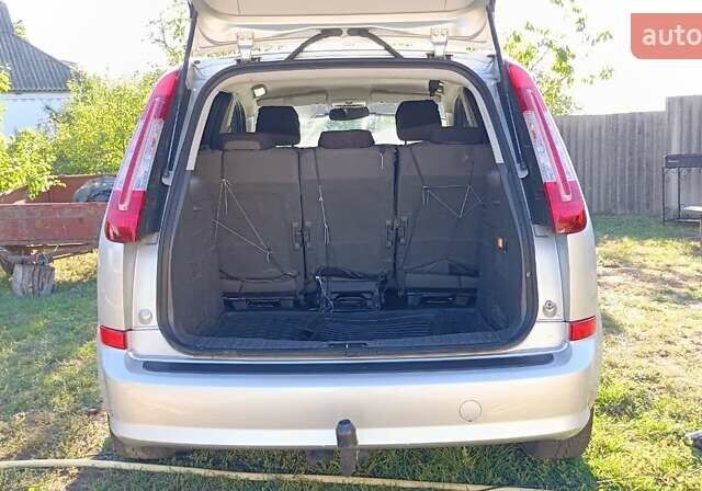 Серый Форд Фокус, объемом двигателя 1.8 л и пробегом 258 тыс. км за 4200 $, фото 3 на Automoto.ua