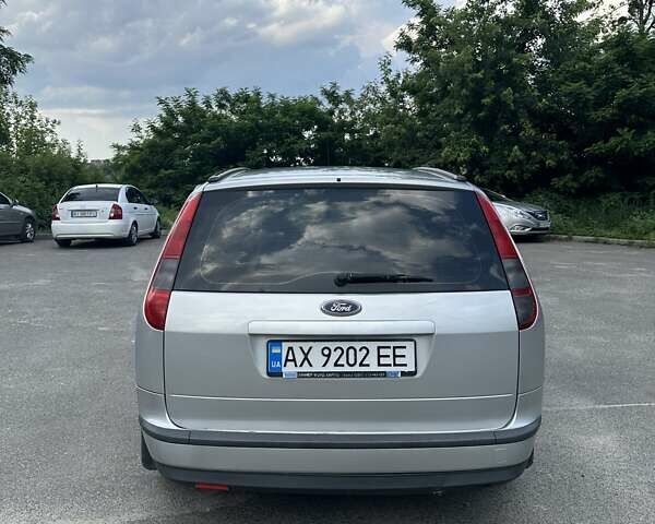 Сірий Форд Фокус, об'ємом двигуна 1.6 л та пробігом 205 тис. км за 5500 $, фото 3 на Automoto.ua