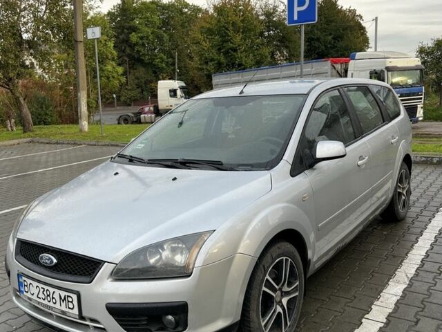 Серый Форд Фокус, объемом двигателя 1.6 л и пробегом 318 тыс. км за 4200 $, фото 2 на Automoto.ua